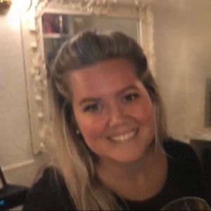 Meet your Posher, Janine